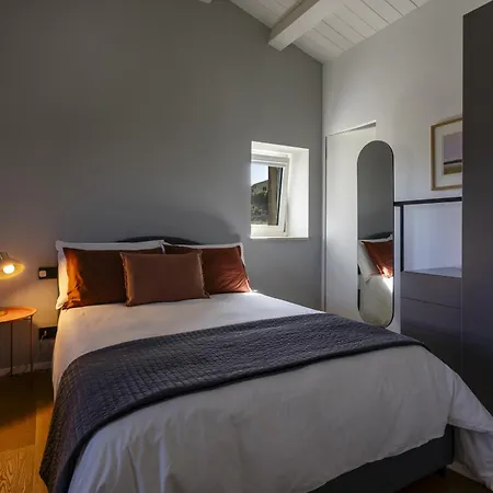 Corten House - Isulatravel