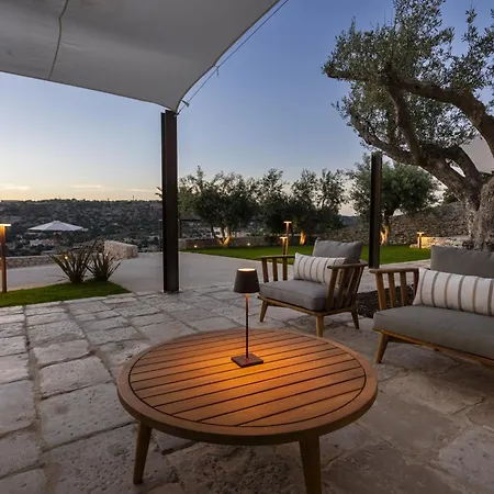 Villa Corten House - Isulatravel